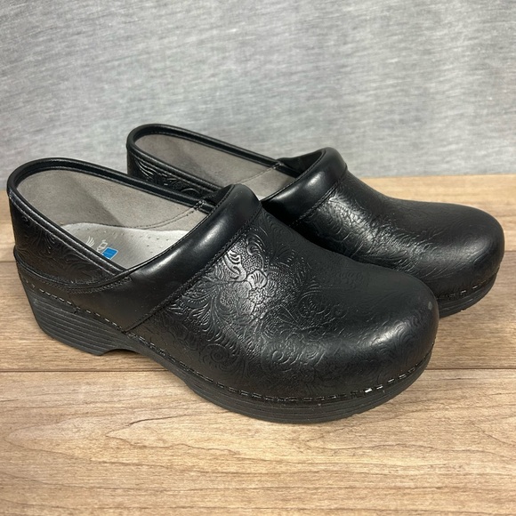 Dansko Black Leather Tooled Paisley Slip-on Professional Clog Women’s 7.5/8 EU38 - Picture 1 of 9